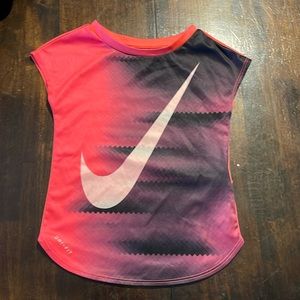 Nike shirt 3t